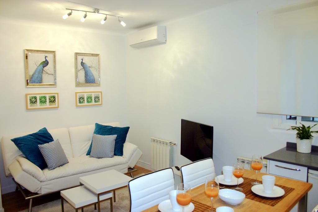 Reina Sofia Acogedor Appartement Madrid Buitenkant foto